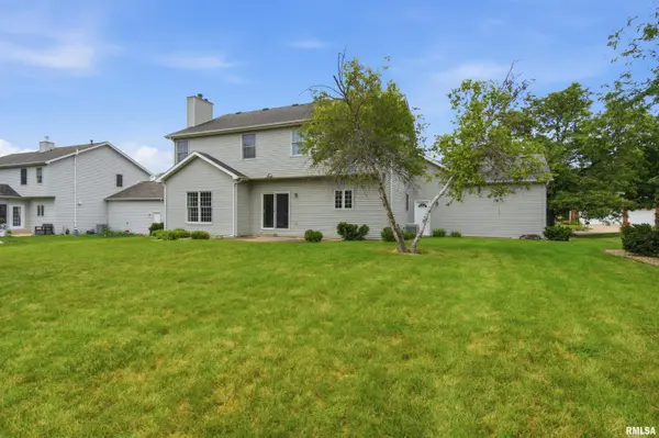2400 W MURPHY DR, Dunlap, IL 61525