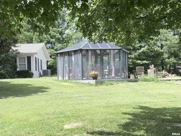 645 Springville HL, Jonesboro, IL 62952-0000