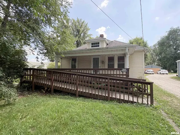 6002 W FARMINGTON RD, Peoria, IL 61604