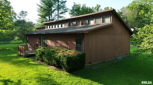 89 DOGWOOD RD, Murphysboro, IL 62966