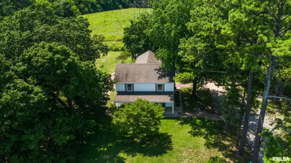 1319 Union Hill RD, Carbondale, IL 62901