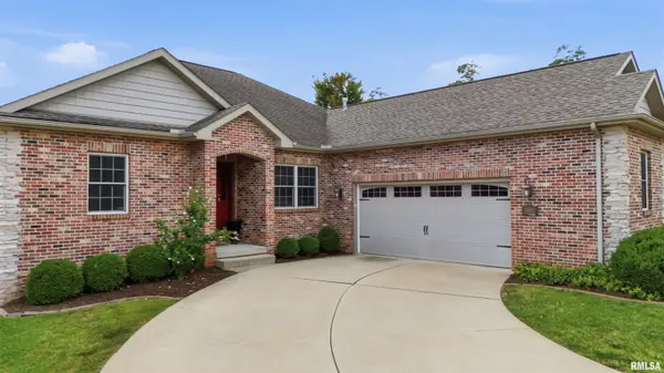 2612 W Lake Pointe TER, Peoria, IL 61614
