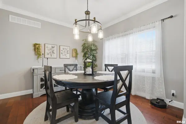 2612 W Lake Pointe TER, Peoria, IL 61614