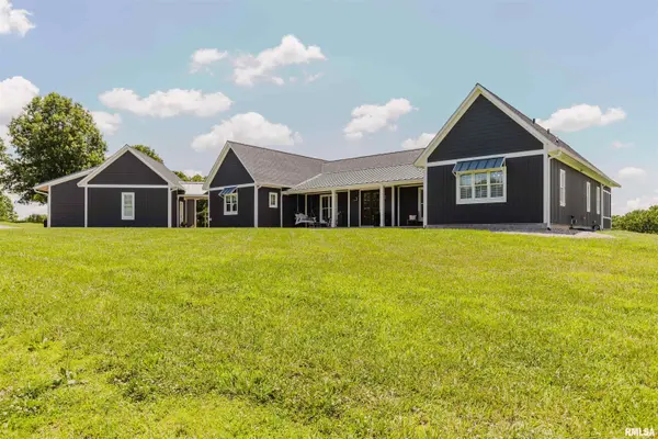 455 Webb Town LN, Tunnel Hill, IL 62972
