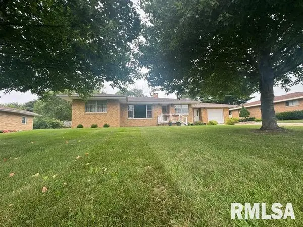 507 N SCHOOL ST, Minier, IL 61759
