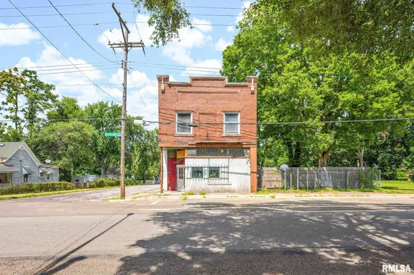 2305 W LINCOLN AVE, Peoria, IL 61605