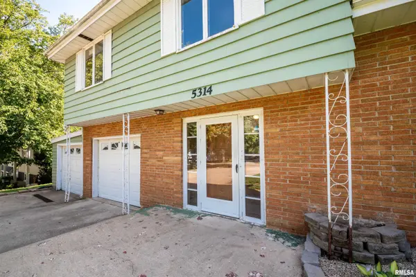 5314 E CAMBRON AVE, Chillicothe, IL 61523