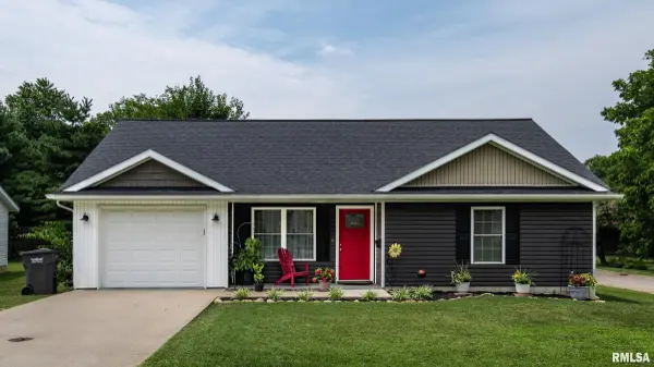 501 MISSOURI AVE, Carterville, IL 62918