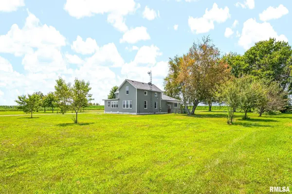 1723 County Road 2200 E County Road, Benson, IL 61516