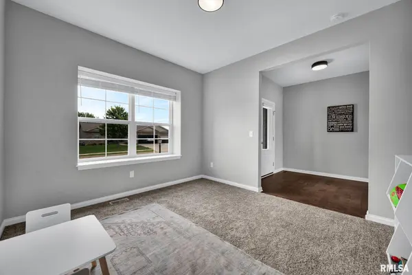 10329 N Heron RD, Dunlap, IL 61525