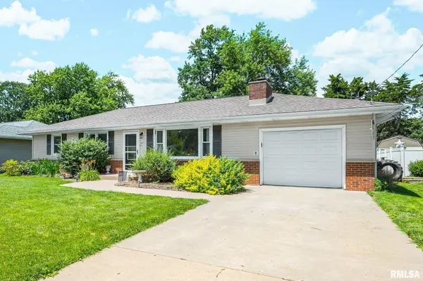 4611 W CRYSTAL AVE, Bartonville, IL 61607