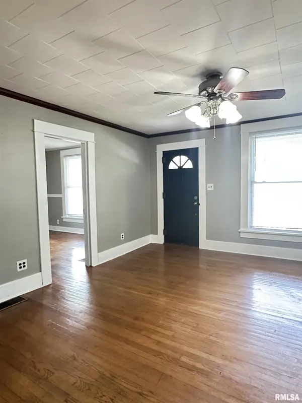 609 N MAIN ST, Anna, IL 62906