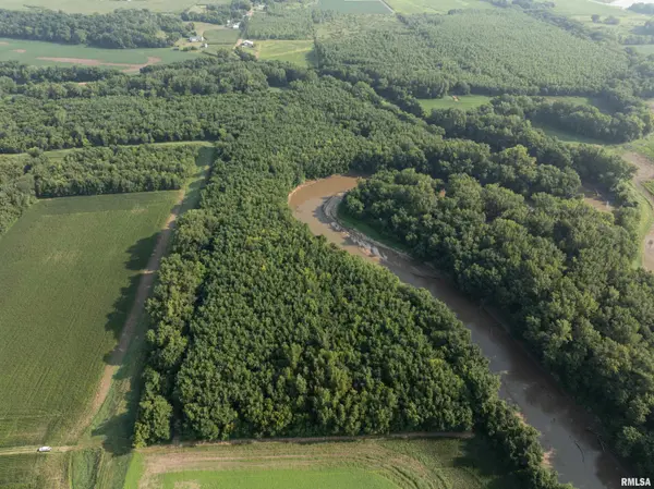 0 E RAY RD, Lewistown, IL 61542