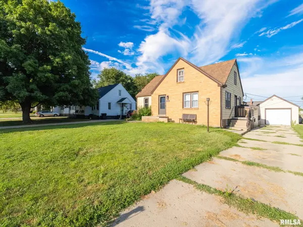 200 WILLIAM ST, East Peoria, IL 61611