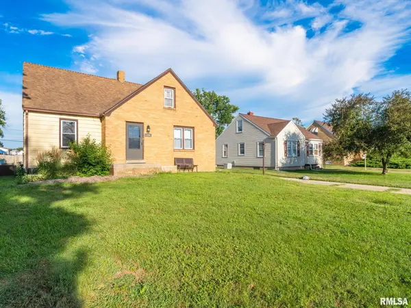 200 WILLIAM ST, East Peoria, IL 61611
