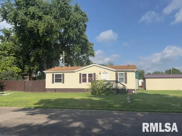 130 N WEST ST, Fairview, IL 61432