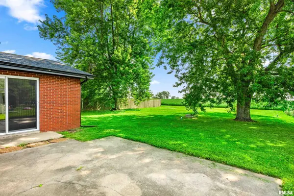 232 SHEFFIELD RD, Groveland, IL 61535