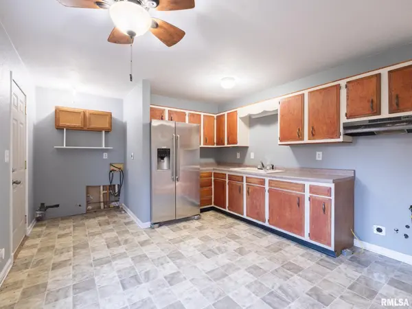 108 MAPLE ST, South Pekin, IL 61564