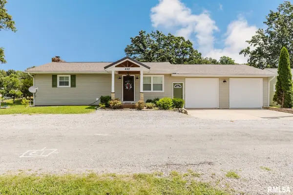 448 Clifty Heights DR, Marion, IL 62959