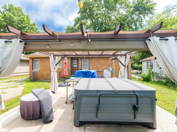 9 BIRCH ST, Bartonville, IL 61607