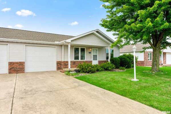 207 EASY ST, Washington, IL 61571