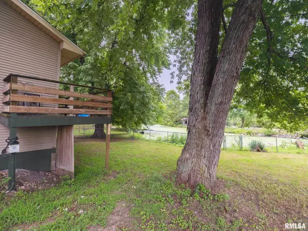 12291 SUNSET DR, Manito, IL 61546