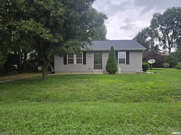 12827 W CENTER ST, Hanna City, IL 61536
