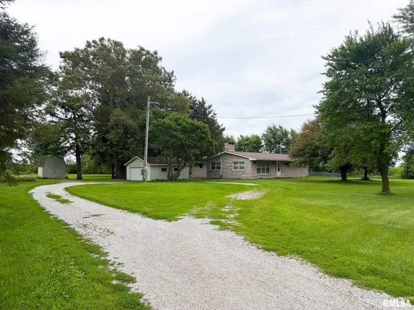 726 County Road 1200 E RD, Eureka, IL 61530