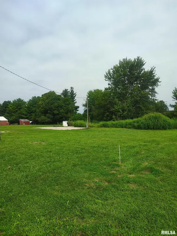 24196 E County Highway 27, Canton, IL 61520