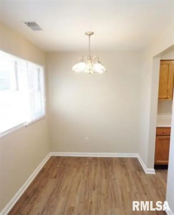 5229 N MONTCLAIR AVE #2, Peoria Heights, IL 61616