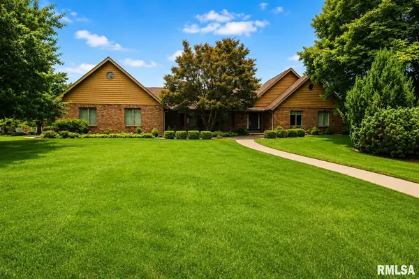 726 W TOWNES CT, Peoria, IL 61615