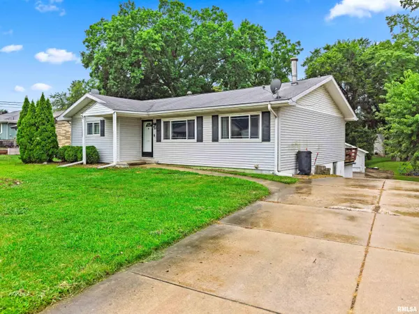 1205 N CORONADO DR, Peoria, IL 61604