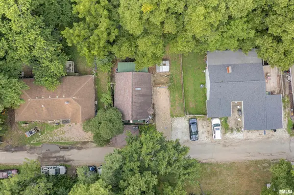 6282 MACS RD, Manito, IL 61546
