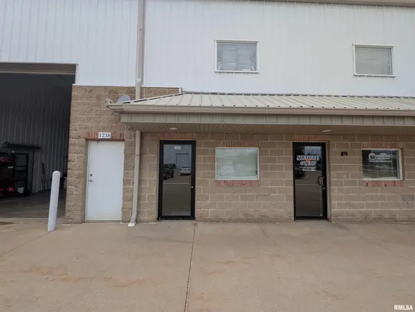 1234 INDEPENDENCE CT, Washington, IL 61571