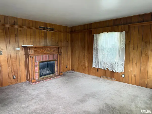 1245 N FRONT ST, Chillicothe, IL 61523