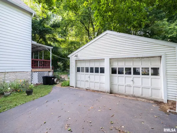121 ROOSEVELT ST, Bartonville, IL 61607