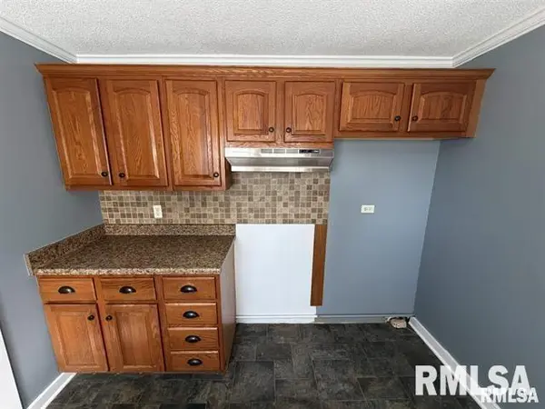 621 S STEWART ST, Creve Coeur, IL 61610