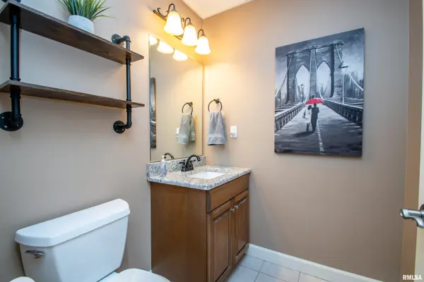 316 SW WASHINGTON ST #504, Peoria, IL 61602