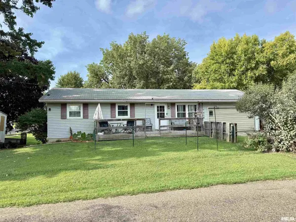 507 E STATE ST, Astoria, IL 61501