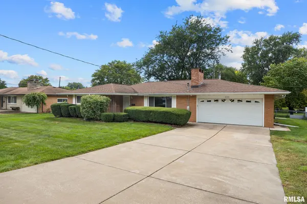 4725 N NELSON AVE, Peoria, IL 61614