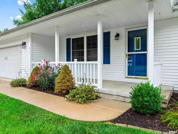 413 DUNDEE RD, East Peoria, IL 61611