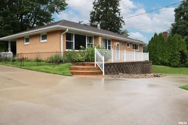1210 N WILDWOOD CT, Peoria, IL 61604