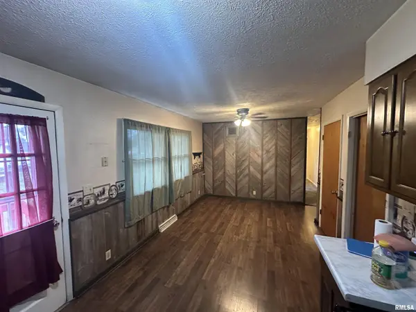 1506 N 4TH ST, Chillicothe, IL 61523