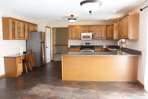 10722 N LAURALINE CT, Peoria, IL 61615