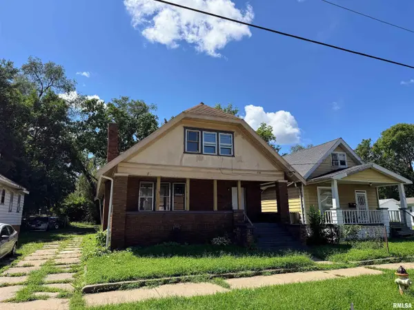 1700 W SMITH ST, Peoria, IL 61605