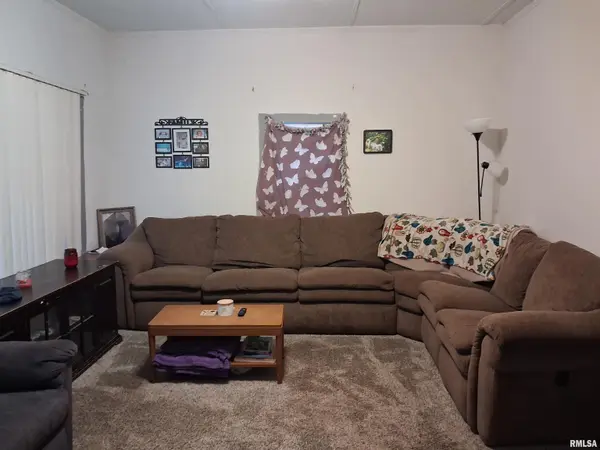 411 N MAPLE ST, Cambria, IL 62915
