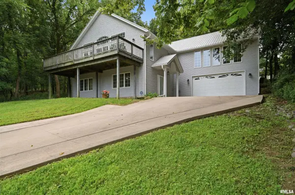 447 PLEASANT VIEW CIR, Dahinda, IL 61428