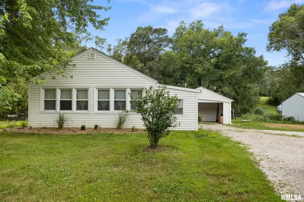 1487 SPRING BAY RD, East Peoria, IL 61611