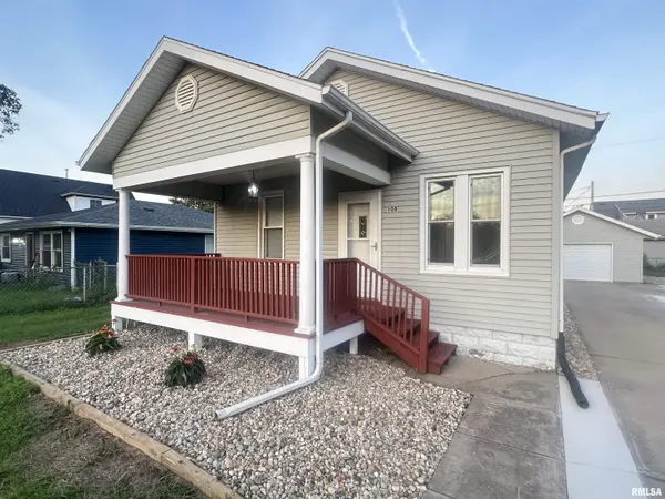 108 2ND ST, South Pekin, IL 61564