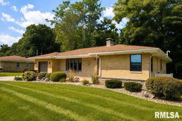 209 SYCAMORE AVE, Morton, IL 61550